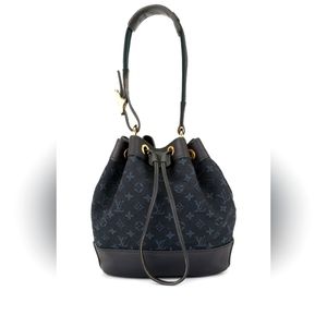 LOUIS VUITTON Mini Lin Noelie Blue